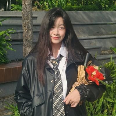 NontonUpinIpin's profile picture. morior invictus