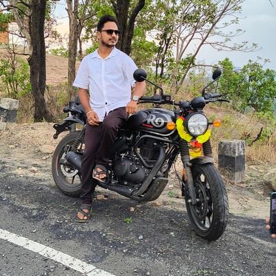 MSDIAN'S Forever 🏏❤️
Agriculturist 🌾 🌾
राजनीति दिलचस्पी - स्वादानुसार,
ना काहु से प्रेम ना काहु से बैर..