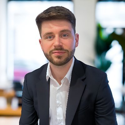 backpocketvc's profile picture. making high-conviction bets on unlikely wins