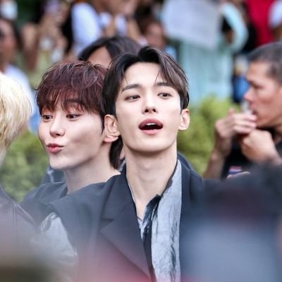 random acc, mostly hype svt 😉