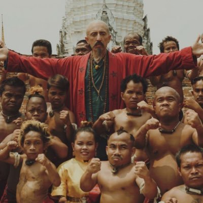 Depuis 2011 j’me bats contre @twitter, je lâcherais pas. Dans tous les stades on a chanté … fvck les fachos