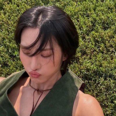 HwasHarem's profile picture. Call me Nas 🤗 Adultatiny• Currently babysitting 10 goblins 🧙🏽• ♈️•INFJ• fan account