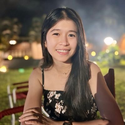 eyeyay's profile picture. Living in Christ