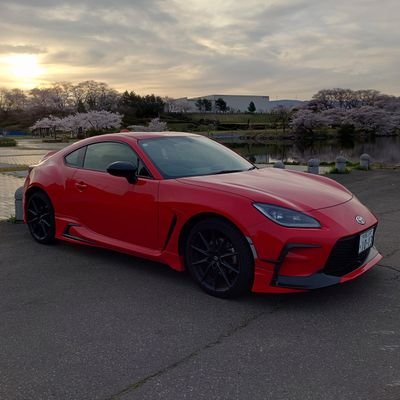 Xのアカウントロックされてしまったので作り直しました
復旧するかわかりません
少しずつ無言フォローします
本垢→ @DOUPHOU