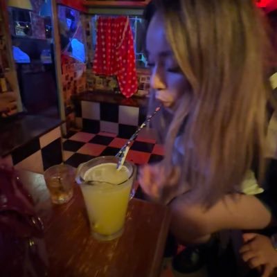 ssidneyyt's profile picture. im keen