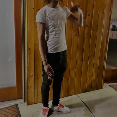 girlfuckhimm's profile picture. Money Run