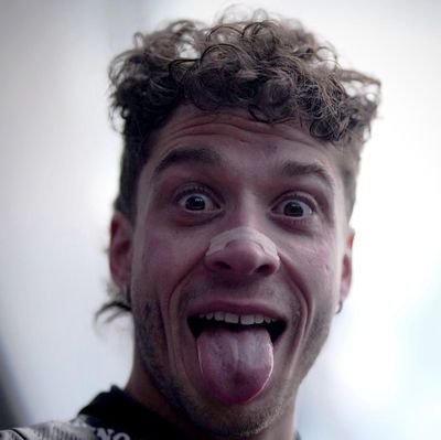 marevolibezza's profile picture. NAJVECI NAVIJAC MARKA BECEKIJA ! MOTOGP:                  
Marco Bezzecchi 72 🦂❤️‍🔥🚀, Valentino Rosi  🐢🐐, F1: Kimi&Lecler 💯, avicii 🙏🏼