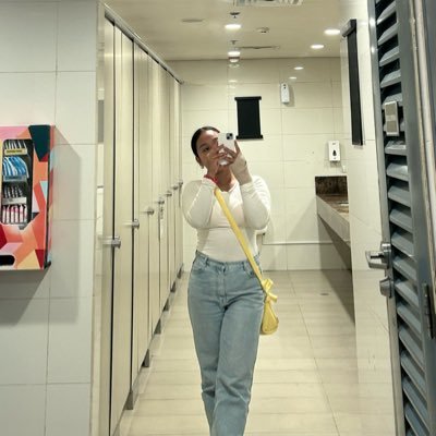 jhalyncole's profile picture. oh sugar 🌹
