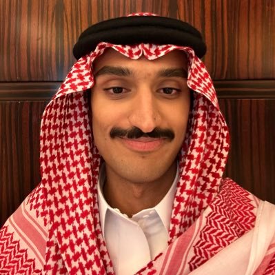 طالب طب و اتمنى ان اصبح طبيب. #IMC443 - @med_imsiu عضو في نادي الجلدية وجراحة الجلد