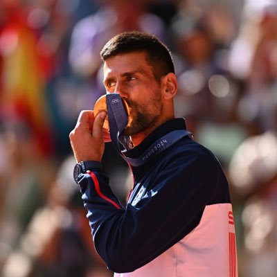 A proud Hindu Brahmin from the South of Vindhyas 🇮🇳 Cricket means Dhoni + Kohli for me 🏏 Tennis GOAT: Novak Djokovic 🎾 Kpop and Kdrama stan for life ✨