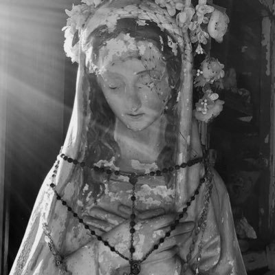 Agnus Dei, qui tollis peccata mundi, miserere nobis.