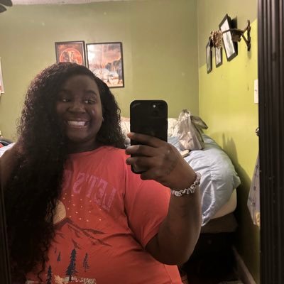 i made all natural hair products for ALL HAIR TYPES link below 🍃 i want my 40 acres and a mule.