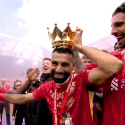 Profe de Historia y Geografía
Socio del @CSDColoColo, miembro activo del @LFC
Hincha de CC? Fulvo? Si clasista culiao, a mucha honra