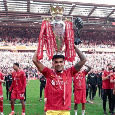 LuchoPool's profile picture. Colombiano with a love for Liverpool. New account so spread the love ❤️ y yo hablo español también panitas!