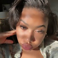 comfy queen 🥰🥰 👑👑 (@comfy_quee32811) 's Twitter Profile