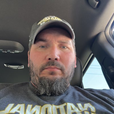 KarikerTim69's profile picture. 