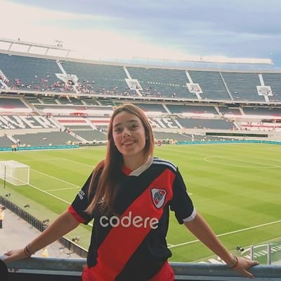 pililagoss's profile picture. 