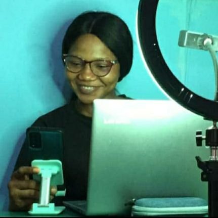 KlassyAbby's profile picture. Your Growth Partner  | VA • Customer Support • SBD • Data Analysis
Helping businesses & professionals work smarter, scale faster & achieve more.