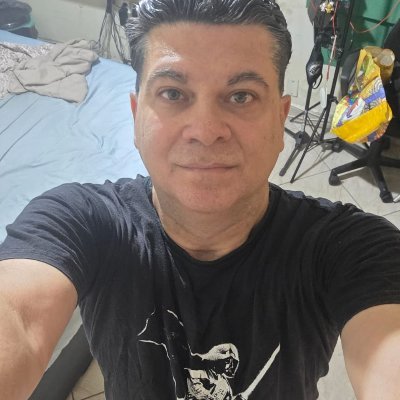 ESQUERDISTA, Músico, Gaúcho e Colorado, morador do Rio de Janeiro e aqui, Vascaíno. Vacinado com CINCO doses.
SÓ ME SIGA SE FOR APOIAR O GOVERNO LULA!
