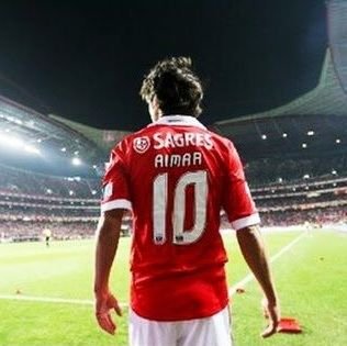 Gustavoslb10's profile picture. 