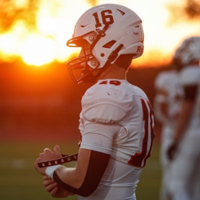 Pennsbury High School ‘27 🎓|| 5’11 195 || LB/QB || Football & Baseball || 4.1 GPA || hgarlits@icloud.com || 267-306-6109