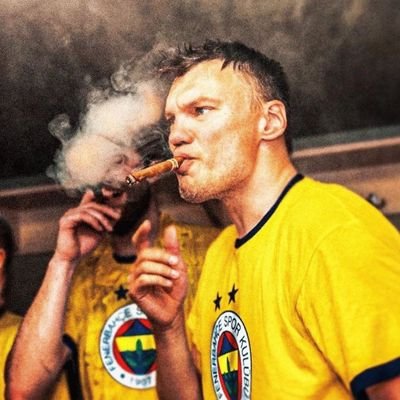 Nesta1907's profile picture. Ev'den bakkala gitmeye üşenip #Fenerinmacivar diye km'lerce yol gidenlerden, #Fenerbahçe Düşmanlarının Boynuna Tasma Takmaktan Zevk Alan biri ama bi #Alex değil