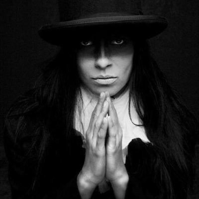 *comfort the disturbed*disturb the comfortable* N8V - StarWalker - Father - Singer/Songwriter - Experiencer - Gnostic - Stoic - #TheGreatAwakening #MAGA