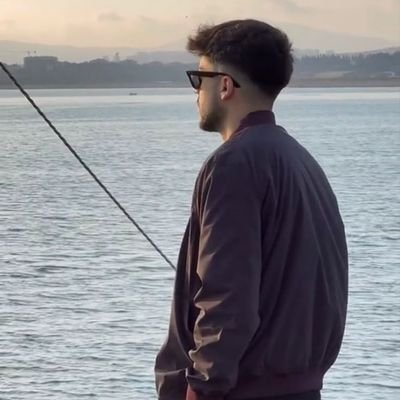 OrhunUl76's profile picture. Kalbimle düşünür, aklımla severim.