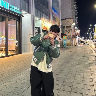 eksldpfgkals's profile picture. 