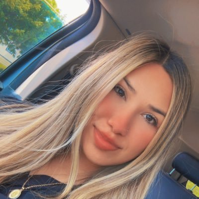 kx356_25's profile picture. 