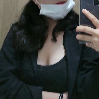 excitinggame00's profile picture. 따뜻하게 안아줘