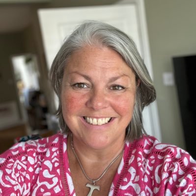 Poet | Therapist | Founder of Mind Aloud CIC | poems featured in Guts Publishing’s Tattoo Anthology and Gingko Prize AONB Best Poems of Landscape Anthology.