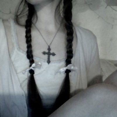 d1et_c0ke0's profile picture. ~ to be a tiny princess ~ • 5’5 • 17 •