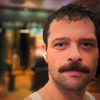 Ele não é doido, ele ta me vendo