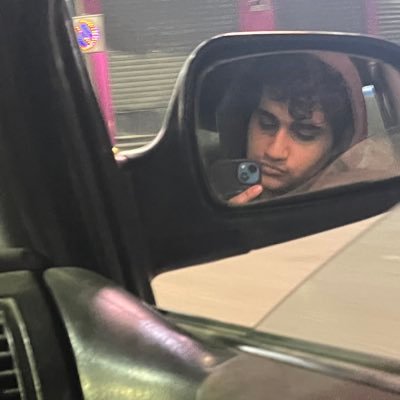 Ahmedkhaledd77's profile picture. chilling