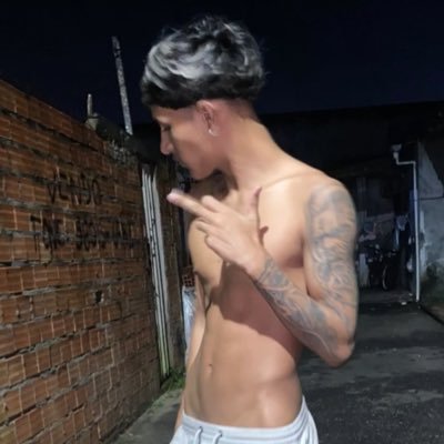 Vendo uns conteúdos aí heheh 🔥 chama no WhatsApp bb 🥵