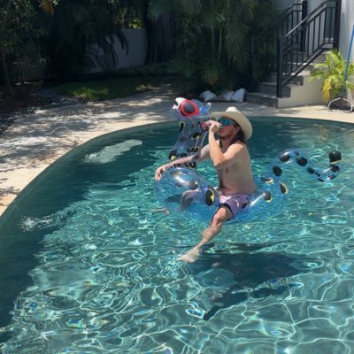 Tkonitzer's profile picture. I hope my future wife never sees this