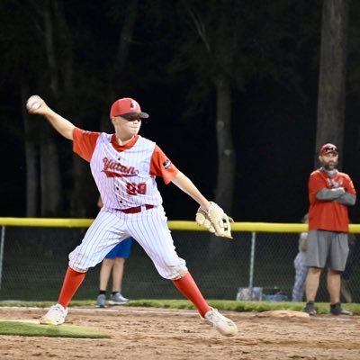 JacksonBenjam1n's profile picture. YHS 30’ || 6’0” | 180 lbs. || 🏀 D League 13U (C) || 🏈 Yutan JH (C,RG,DE,DT) || ⚾️ Yutan (3rd, 1st, CF, RP) || 🏃 Disc 1kg - 89’ 9” | Shot 4kg - 28’ 1”