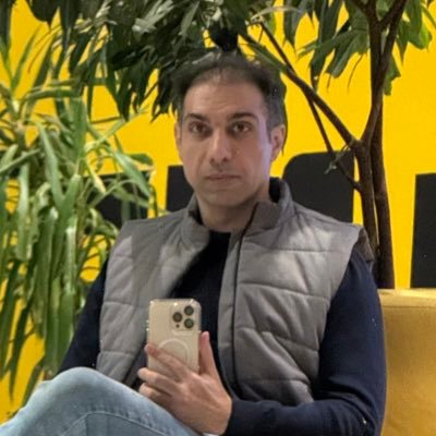 Shiraz24's profile picture. یک برنامه نویس قدیمی! با تجربیات جدید.