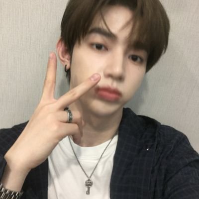 alterzh's profile picture. basta kalat ito ni neulify thx!