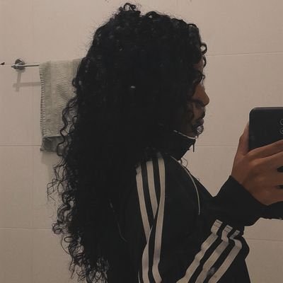 justbylag's profile picture. fuck off