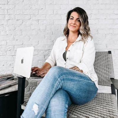 lunamichael028's profile picture. America First. I Love My Country #MAGA. Progressive Influencer, Digital Currency Trading Expert 📈📉