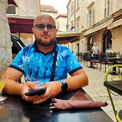 mackas89's profile picture. Sól, która drażni, katolik, kreacjonista młodej Ziemi, biegacz i kolarz.