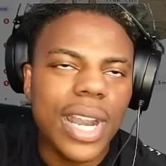 us_among18901's profile picture. 