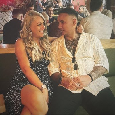 kriswillow's profile picture. E L J  EX R O Y A L N A V Y 🎖