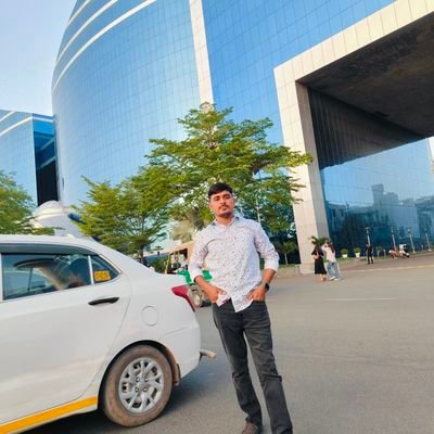 कागजों में रोजगार दिल से बेरोजगार
बेरोजगार हित में तत्पर
#यूथ आइकॉन
गांव का वासी ... writer, dream ,