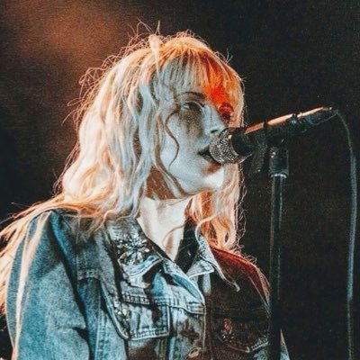 ⢠Ź17É ā¢ š±ššššššš 29:11 ā ⢠Mets ⢠Knicks ⢠Packers ⢠i like tweets ⢠i luv paramore ⢠@miserrybusiness ā¢
