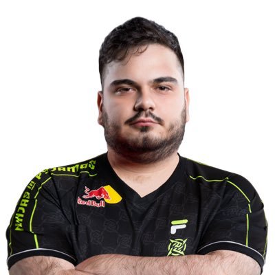 24| EA FC Pro Player for @NIP | Italian Champion| European Champion |T2 eCL 23