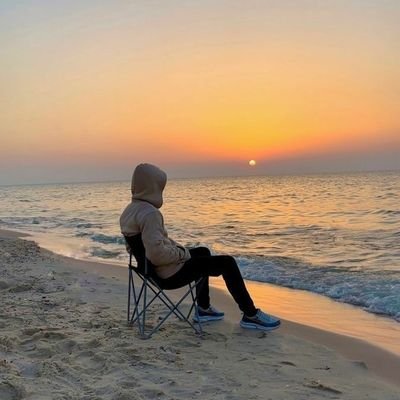مترجم زبان عربی ❤️🌍 ، سردبیر خبر ✍️و📝 خبرنگار 📖 خالق داستانهای پرماجرا 🏞️ عاشق طبیعت🤎