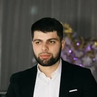 garoto_889's profile picture. Strahlt Ruhe aus und kombiniert Erfahrung mit Offenheit.